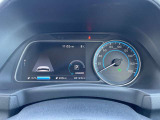燃費計・後続可能距離計・外気温・時計等表示でドライブをサポート!!