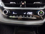 オートエアコン。簡単操作で車内を快適、適切な温度に保ちます