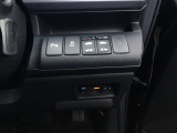 ETC付いてます。セットアップして納車いたします。パワースライドドアの開閉はスマートキーのリモコンやドアノブは勿論、運転席側のスイッチ操作でも開閉ができ、安全・簡単です。