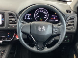 Hondaセンシング!追突軽減ブレーキ ミリ波レーダーで車間一定のアダプティブクルーズコントロールACC 車線維持支援システムLKAS等のスイッチはステアリングホイールに装備されています。
