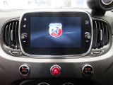 お持ちのスマートフォンが使える、Car Play&Android Auto対応のU-Connectを搭載。そのままナビゲーション機能がご利用いただけます。