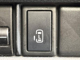 【問合せ:0776-53-4907】【パワースライドドア】スマートキーや運転席のスイッチでスライドドアの開閉が可能♪電動だから力を入れてドアを開ける必要がありません。