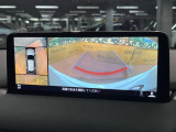 【360°ビューモニター】専用のカメラにより、上から見下ろしたような視点で360度クルマの周囲を確認することができます☆縦列駐車や幅寄せ時に活躍してくれます♪