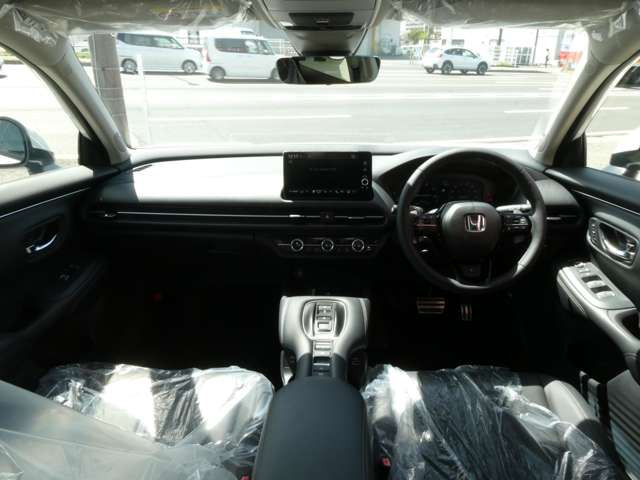 中古車 ホンダ ZR-V 2.0 e:HEV Z 登録済未使用車/HondaCONNECT 中古車 ホンダ ZR-V 2.0 e:HEV Z 登録済未使用車/HondaCONNECT