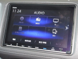 ナビゲーションはギャザズ8インチメモリーナビ(VXM-207VFEi)を装着しております。AM、FM、CD、DVD再生、Bluetooth、音楽録音再生、フルセグTVがご使用いただけます。