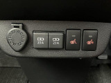 シートヒーター、USB接続端子