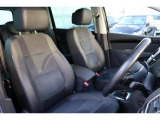 (運転席/助手席)安全装備をオプションで追加するのは日本的発想。フォルクスワーゲン車はサイドエアバッグを全車標準で装備しております。