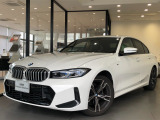 318i M-sportが入庫しました。ボディカラーはアルピンホワイトです。