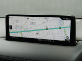 マツダコネクトの10.25インチワイドセンターディスプレイです。『Android Auto』『Apple CarPlay』や独自のコネクテッドサービスに対応したインターフェイスシステムです。