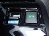 ECOモードスイッチとe-Pedal走行のスイッチ
