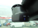ドライブレコーダーはフロント&リヤ画像を録画、万が一の時でも安心です。
