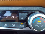 【シートヒーター】寒い日はおしりあったか、冷え知らず◎また、エアコンと比べ、車内の空気が乾燥しにくいのも嬉しいポイントですね!