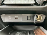 USB電源ソケット(TypeA・TypeC)、電源ソケット(DC12V)が付いています。色々な差し込み口に対応しているのでとても便利です♪