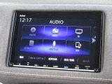 ナビゲーションはギャザズ8インチナビ(VXM-197VFEi)を装着しております。AM、FM、CD、DVD再生、Bluetooth、音楽録音再生、フルセグTVがご使用いただけます。