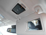 『マツダ純正・スマートインETC』 運転席のサンバイザーの裏にスッキリ収納!防犯効果も期待できます。