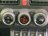 【問合せ:0776-53-4907】【オートエアコン】一度お好みの温度に設定すれば、車内の温度を検知し風量や温度を自動で調整。暑い…寒い…と何度もスイッチ操作をする必要はありません。