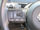 ハンドル左側には、アドバンスドドライブアシストディスプレイ設定、オーディオ、ボリューム調整スイッチ