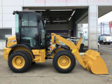 十文字店トラック・バス・重機センターは、スーパーモールラッキーのすぐ近く!ショッピングのついでに是非お立ち寄り下さい!トラック、バス、ホイールローダーなど展示中です!