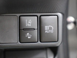 衝突回避支援パッケージ「Toyota Safety Sense」において、昼間の歩行者も検知対象に加えた「プリクラッシュセーフティ(レーザーレーダー+単眼カメラ)」を採用しています。