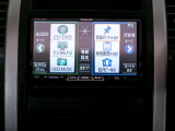 ストラーダ【CN-HDS625D装着】CD・DVD・SD再生・フルセグ対応です。