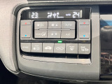 オートエアコンが装備されているので車内を快適な温度に保つことが出来ます!!