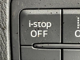 【アイ・ストップ(i-stop)】信号待ちや渋滞などで車両を停止させたとき、自動でエンジンを停止・再始動させて、燃費向上・排気ガスの低減・アイドリング騒音低下に貢献します!
