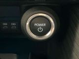 あとはブレーキを踏んだ状態でボタンを押すだけで、カバンやポケットに入れていてもエンジンスタート!便利な機能です。