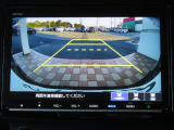 ◆◆バックカメラの画像です。ガイドラインがスムースな車庫入れをサポートいたします!車庫入れの安心感がアップしますね☆