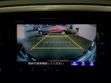 後方確認が便利なバックカメラ搭載、駐車時も安心です!!