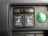 パワースライドドア装備!運転席からボタンひとつで、ドアの開閉が出来ます。