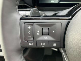 ハンドル左側のスイッチでオーディオの操作が可能なので、運転中でも楽に調整できます(^^♪