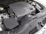 4GR-FSE型 2.5L V6 DOHCエンジン搭載、4WD駆動です。