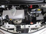 ハイブリッド車の技術を注いだ省エネ・ガソリンエンジン。燃費と走りを両立し、アイドリングストップ機能との融合により低燃費を実現しています。燃料消費率JC08モード25.0km/L・カタログ値。
