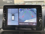 アラウンドビューモニター 駐車場での車庫入れや狭い道路での走行にカメラで確認が出来るので安心です。
