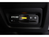【ETC車載器】もはや必須アイテムのETCを搭載!高速道路のご利用時にとても便利!わずらわしい料金所での現金支払いが不要となりスムーズに通過できます♪