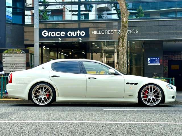 中古車 マセラティ クアトロポルテ S HYPER-FORGED21in