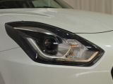 ハイビームアシスト付LEDオートライトヘッド☆夜間やトンネル内の走行も明るく照らしてくれ安全運転をサポート!