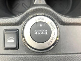 【問合せ:0749-27-4907】【オールモード4×4】2WD/4WDモードを手軽に切り替え可能。燃費重視の2WD、スタック時に役立つLOCK、AUTOモードでは4WDの配分を自動で調整します。
