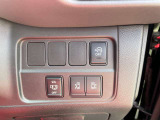 両側オートスライドドア装備!運転席やドアのスイッチ、リモコンキーでも開閉操作できるので便利ですよ!