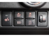 衝突軽減装置などのスイッチがこちら!不要な場合はこちらのスイッチを押してオフの選択ができます。運転席にはシートヒーターを装備!