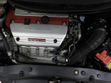 2000cc 直列4気筒DOHC i-VTECエンジン(201馬力)を搭載!