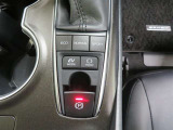 ドライブモードセレクトスイッチ、EVドライブモードスイッチ、ブレーキホールドスイッチ、パーキングブレーキスイッチ。