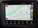 ●Apple Car Play:スマホとの有線接続で、ナビ・オーディオ再生などスマホのアプリ機能が画面でも使える便利機能です!