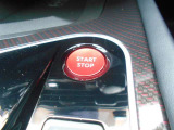 プッシュスタートシステムです! ボタンを押すだけでエンジンのON、OFFが出来ます!! とっても便利ですよ(^^♪