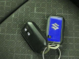 鍵がポケットの中でもドア開閉・便利なスマートキーです!