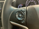 運転しながら手元でオーディオ操作ができます!ハンドルから手、目を放すことなく運転も安心です!
