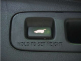 ◆パワーテールゲート◆キーや運転席のボタン、ハンズフリー機能など多彩なアクセスで自動開閉できます。