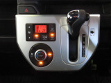 プッシュ式オートエアコン 温度設定をすれば、自動で温度管理をしてくれるので暑い夏でも寒い冬でも快適な車内で運転出来ます。