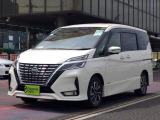 セレナ 2.0 ハイウェイスター S-HYBRID V