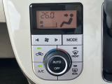 【オートエアコン】温度を設定するだけで日照や室温に応じて風量など、冷暖房を自動的にコントロールするエアコンですよ☆